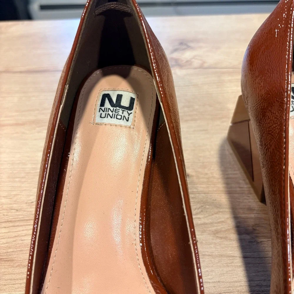 Ninety Union Womens Brown Colorblock Patent Geometric Block Heel Square Toe Pump